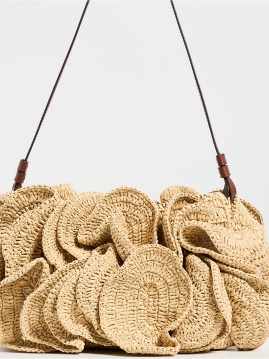 FARM Rio Handbags - BRAND NEW FARM Rio Flower Raffia Shoulder Bag, NWT